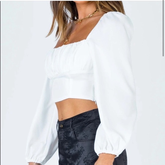 Princess Polly Blouse - Picture 2 of 5